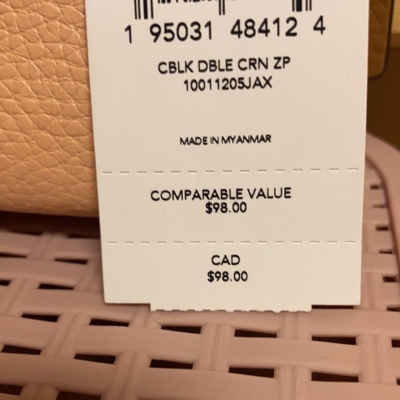 Coach double wristlet in colorblock Gold/faded blush multi. - Picture 3 of 7